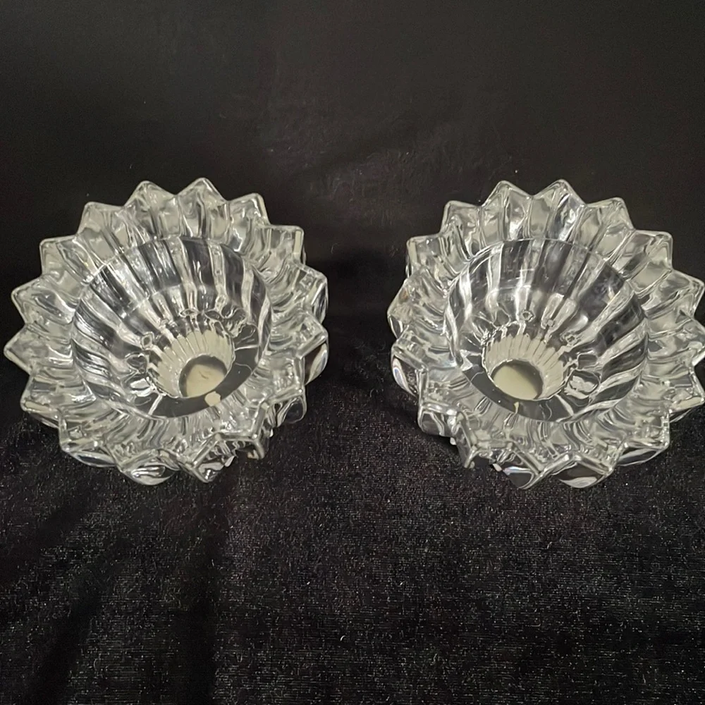 Pair of Mikasa candle holders - Picture 2 of 6